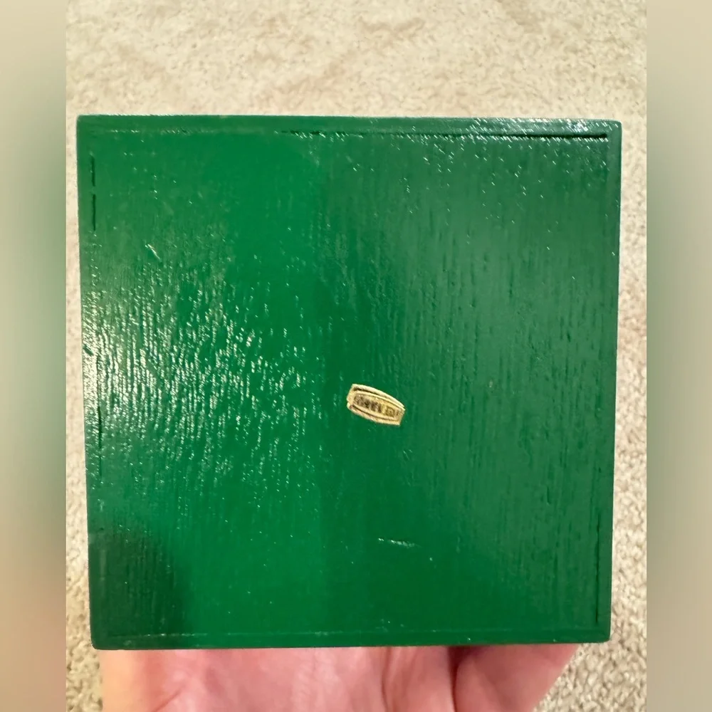 Mid century modern Green block Box with Figurines Christmas